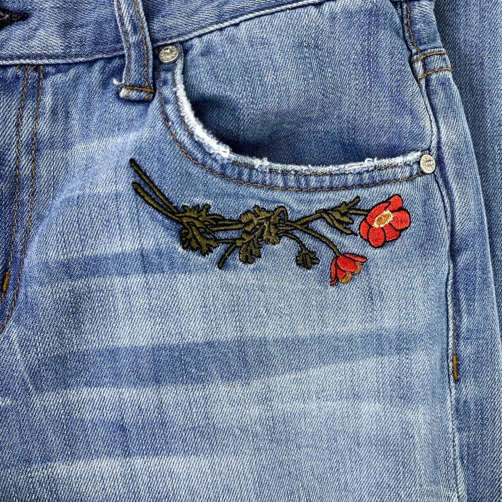 ei8ht dreams Slim Boyfriend Floral Jeans 25 EUC - Picture 7 of 12